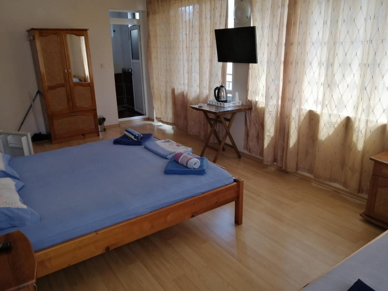 Guest House "Zora - Sarafovo" Burgas City Exterior foto
