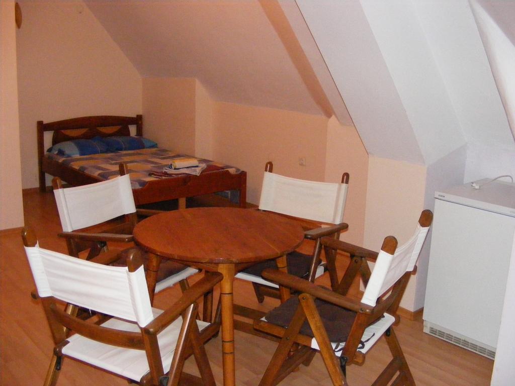 Guest House "Zora - Sarafovo" Burgas City Exterior foto